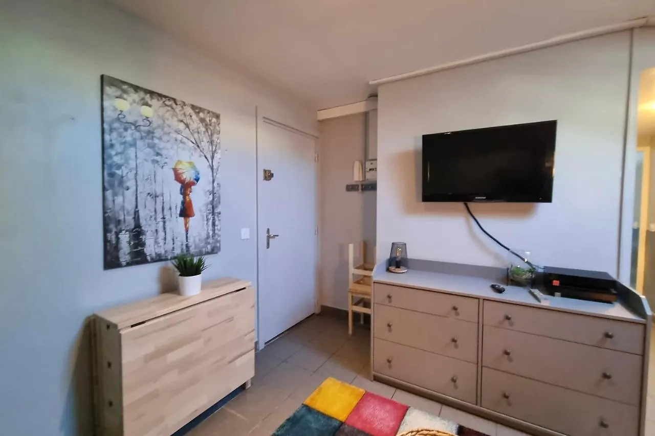 #C5 Le Colorful T2 City Center Near Tram A Apartment Grenoble