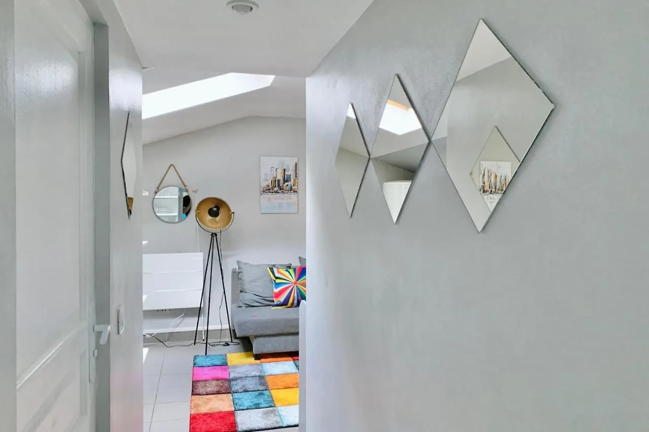 #C5 Le Colorful T2 City Center Near Tram A Apartment Grenoble France