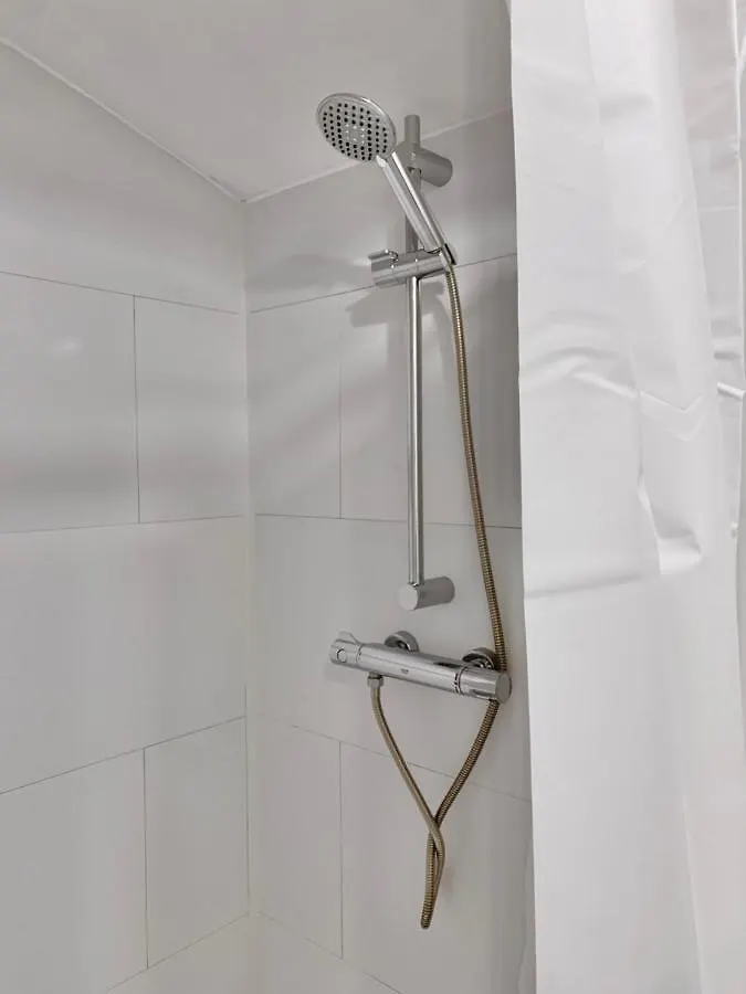 #C5 Le Colorful T2 City Center Near Tram A Apartment Grenoble 0*,